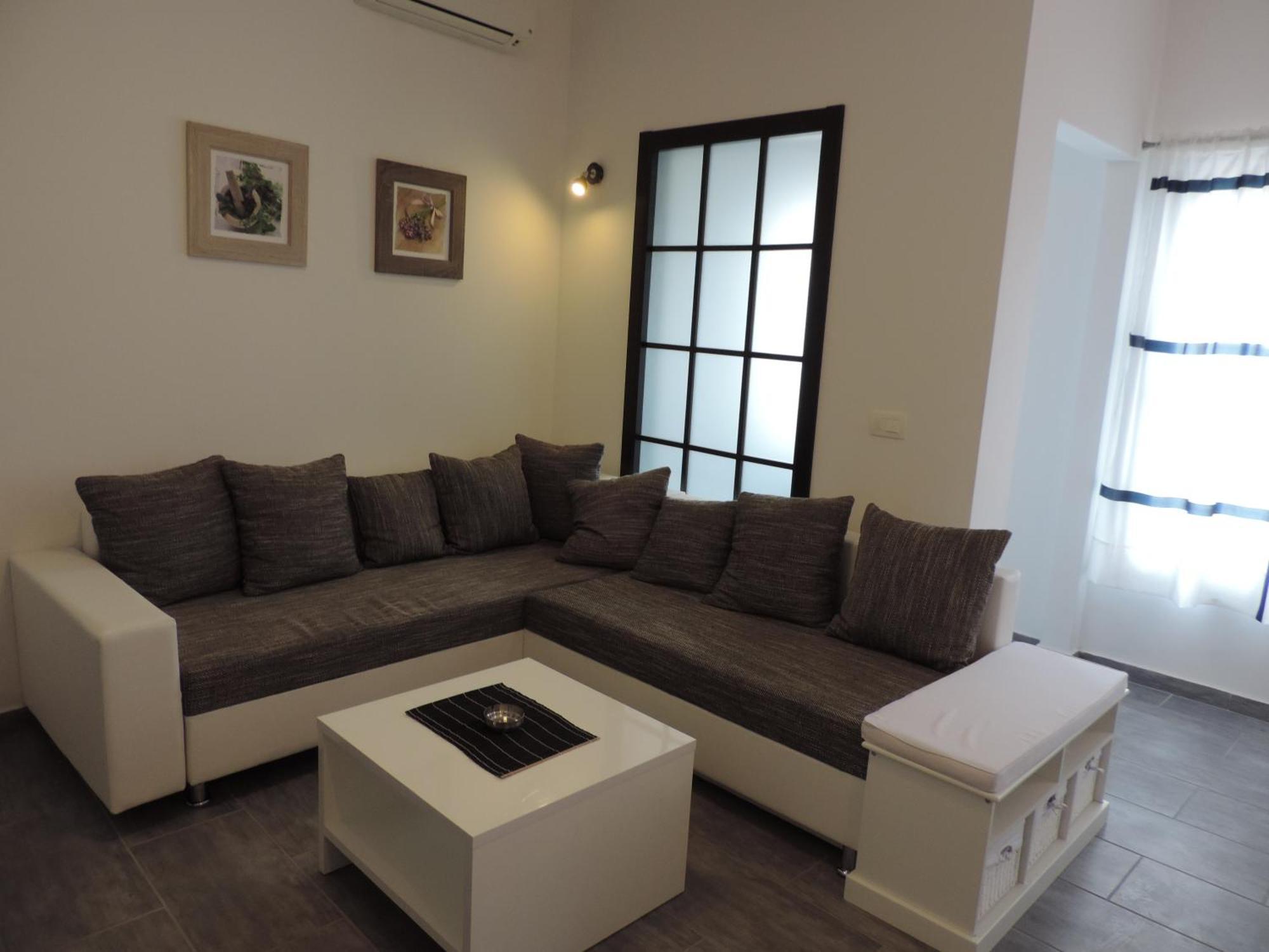 Apartments Lori Биоград-на-Мору Экстерьер фото